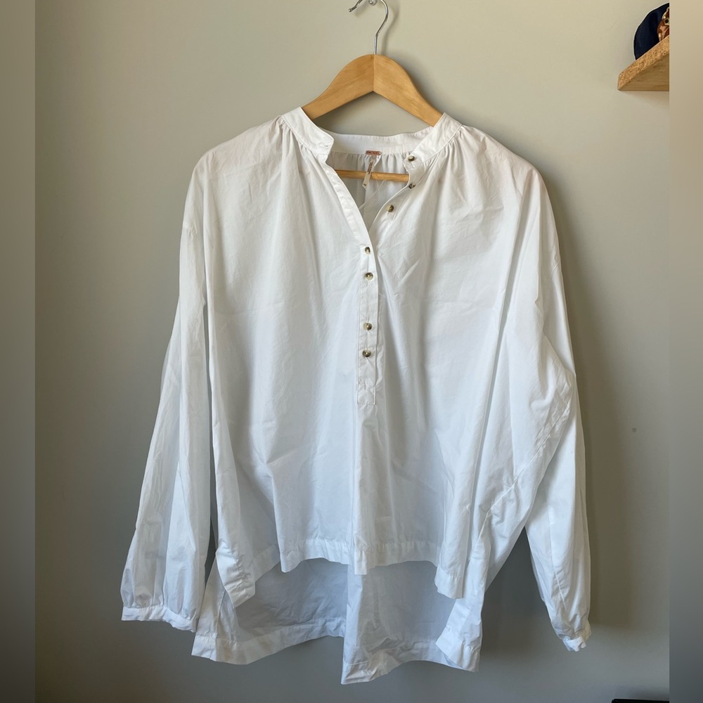 NWT FREE PEOPLE Oversize White button up blouse top size XS